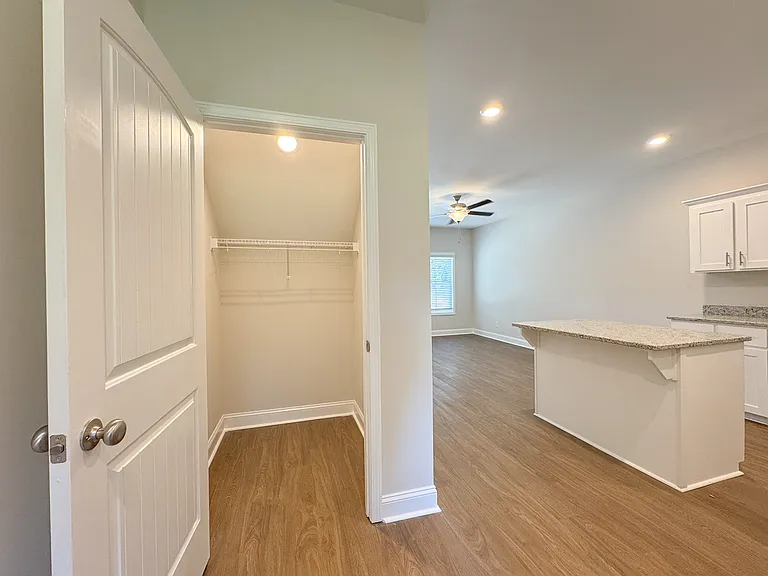 102 Skye Dr #4 — Photo 10