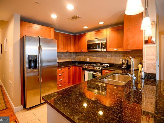 4th image of 2451 Midtown Ave #1028
