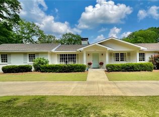 409 Camellia Dr, Auburn, AL 36830