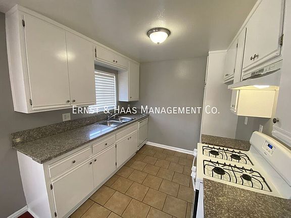 5th image of 1021 Gladys Ave APT 4