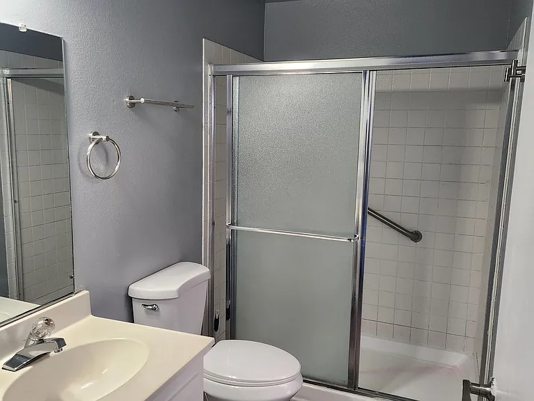 1418 Shady Oak Dr — Photo 18