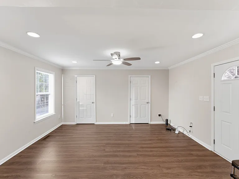 4000 Fieldcrest Rd — Photo 18
