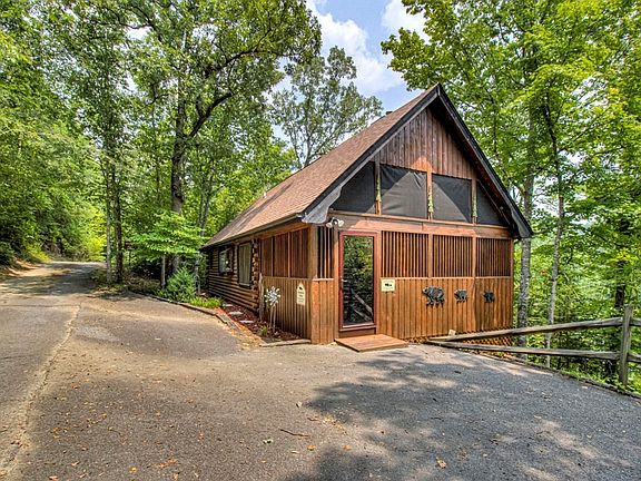 4th image of 277 Cherokee Path Way