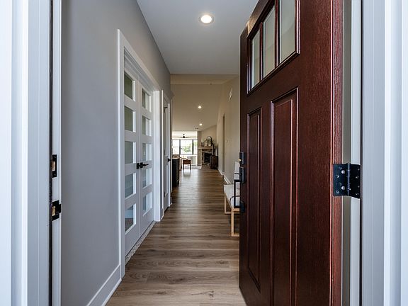 5th image of 3635 Katherine Ln #42
