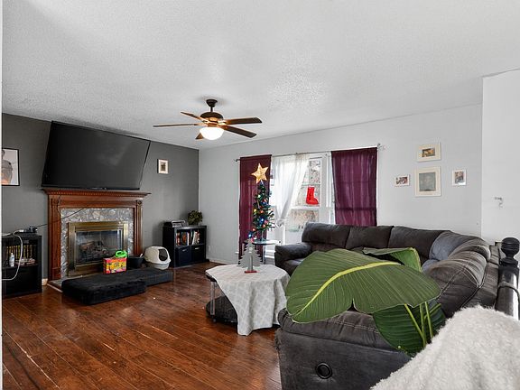 5th image of 133 Oak Tree Dr