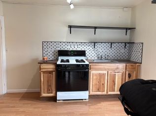 21 N Chestnut St #5, New Paltz, NY 12561