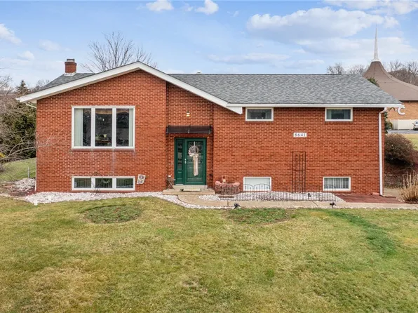 8641 Pennsylvania Ave, North Huntingdon, PA 15642