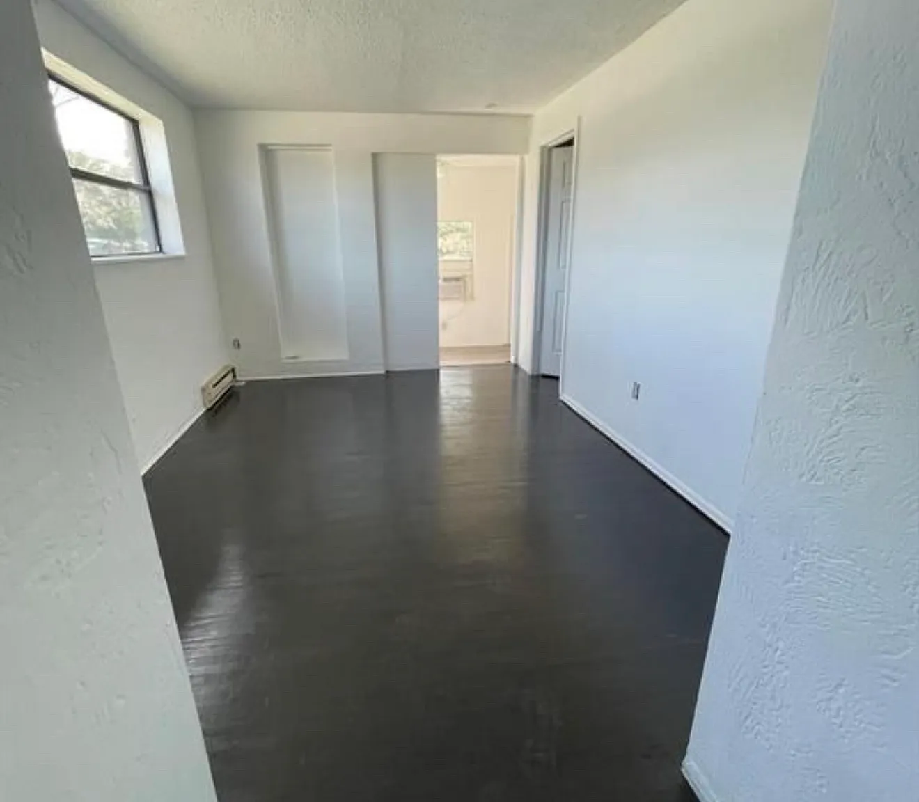 5 bed, 2.5 bath, $2,000 — Photo 4