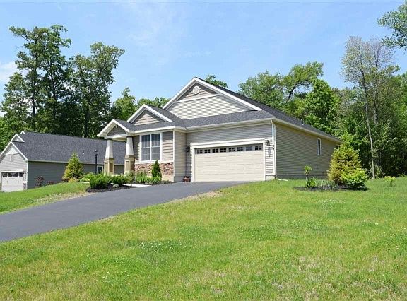 2nd image of 39 Mill Towne Dr