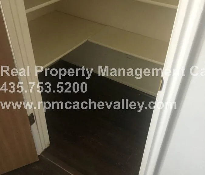 2662 N 370 E — Photo 21
