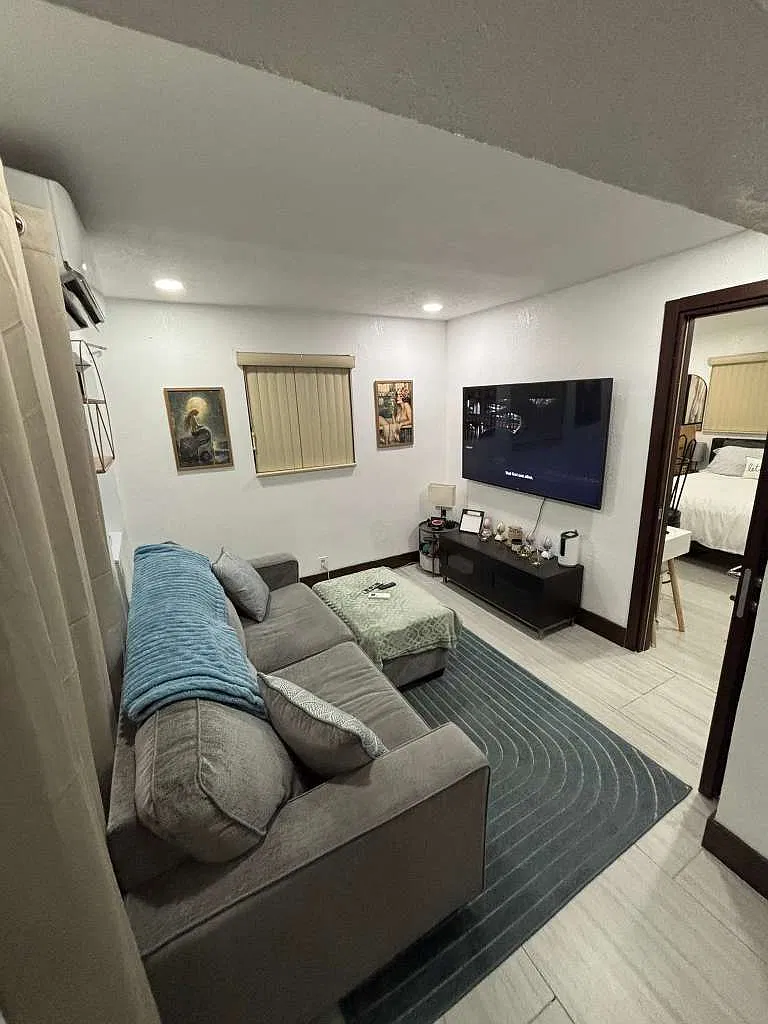 1 bed, 1848 sqft, $1,600 — Photo 3