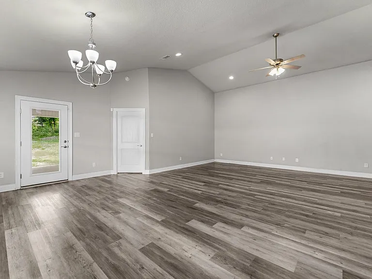 7424 Gordon Evans Rd — Photo 8