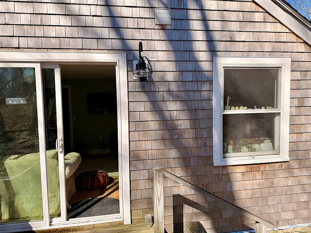 1 bed, 1.0 bath, 500 sqft, $1,800 — Photo 2