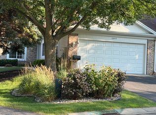 10843 Lexington Dr, Eden Prairie, MN 55344