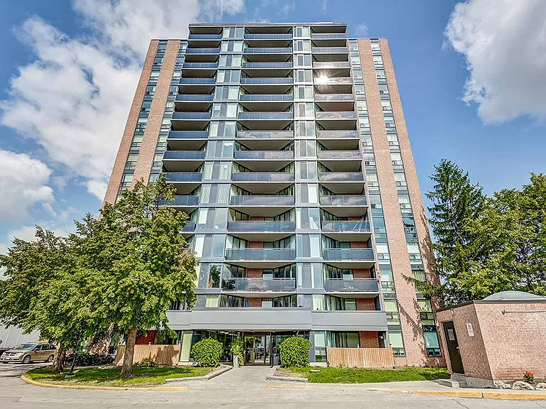 2700 Aquitaine Ave — Photo 9