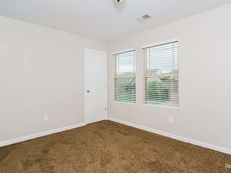230 Harold Murphy Dr — Photo 11