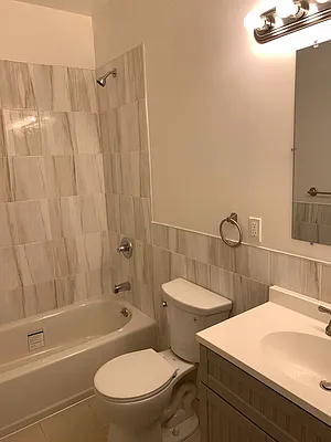 Rented by Heights Realty Advisors | media 25