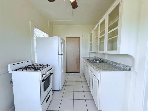 2010 Broward Ave APT 12
