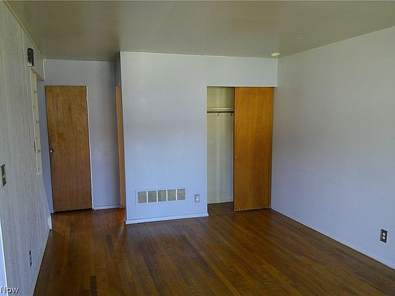 3rd image of 1168 Jeanie J Ave