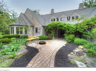 31856 Lake Rd, Avon Lake, OH 44012