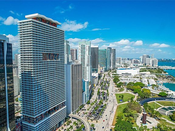 2nd image of 50 Biscayne Blvd APT 2311