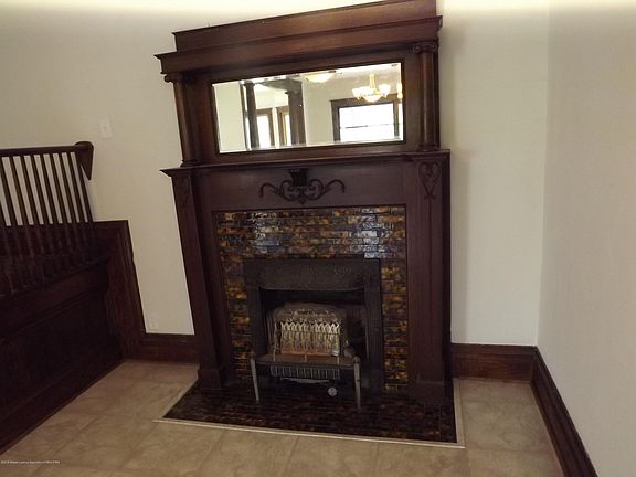 5th image of 243 E Main St