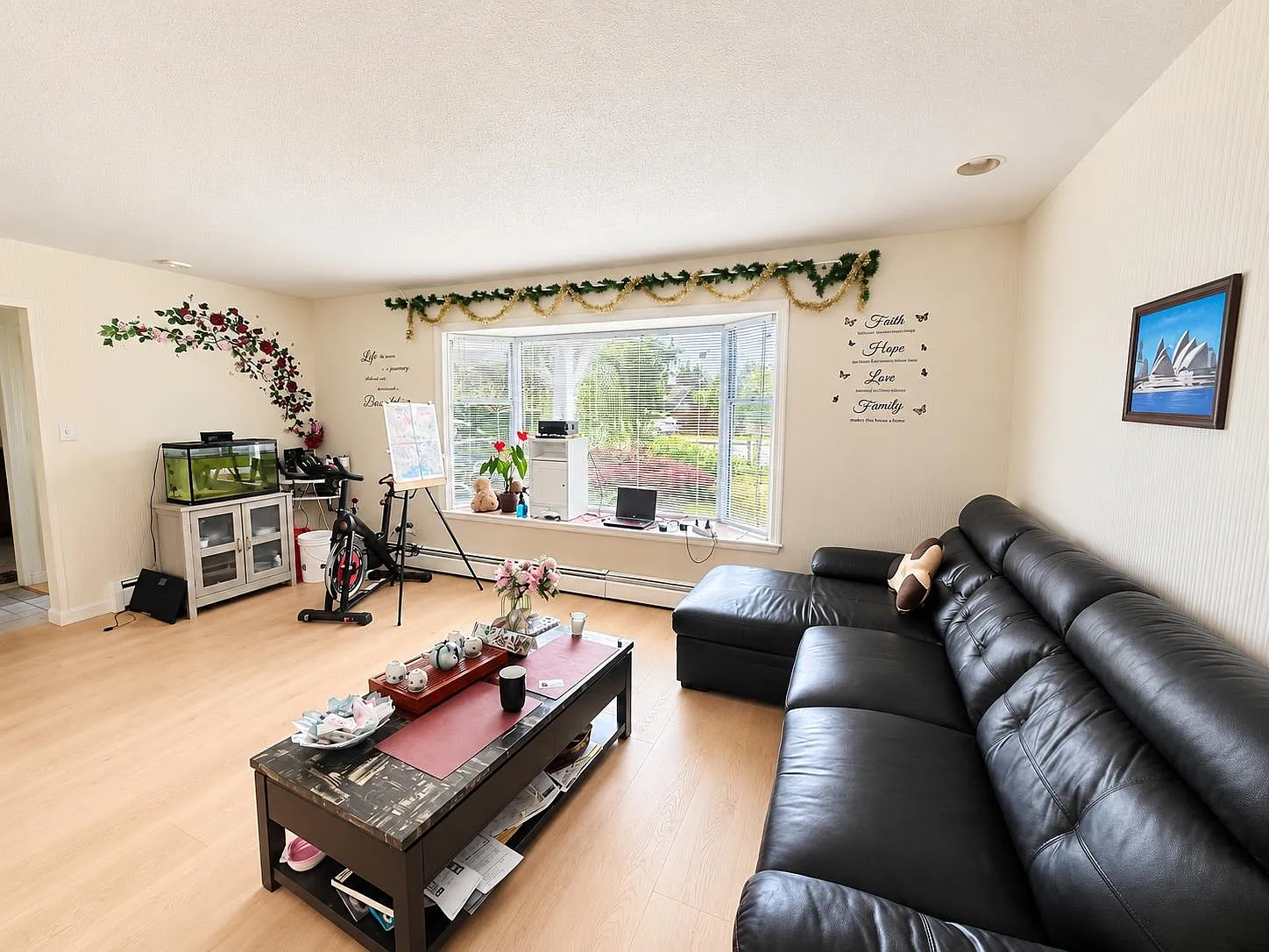 3 bed, 1639 sqft, $4,850 — Photo 3