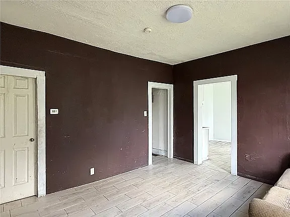 619 N Cedar St — Photo 10
