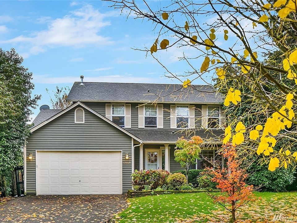 Quality 4 bedroom/2.25 bath home on a cul-de-sac. Desirable N. Rose Hill in Kirkland! 