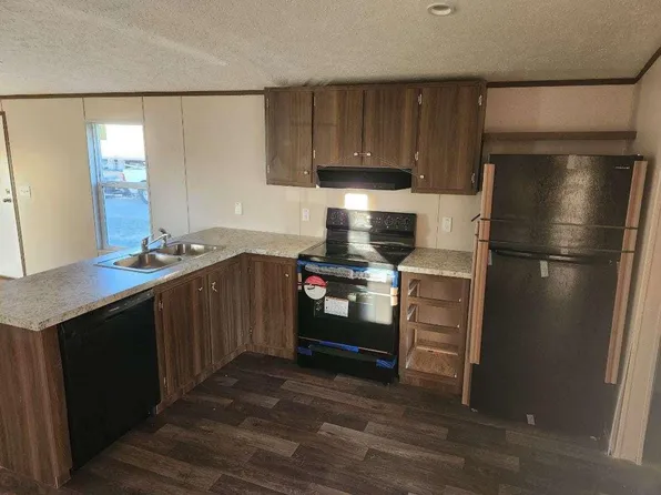 888 Dale Ln, Opp, AL 36467