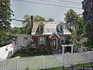 Charming 4 bedroom 1.5 baths