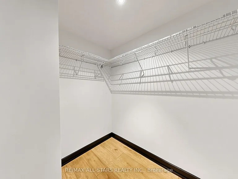 110 Fort York Blvd #G08 — Photo 30