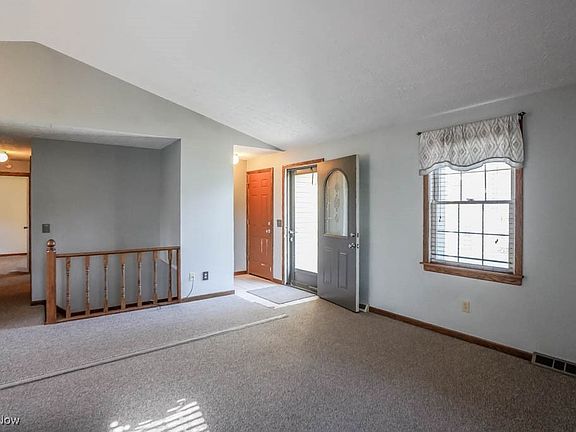 2nd image of 3889 Oxford Ave NW