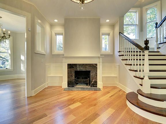 3rd image of 761 Goodrich Ave