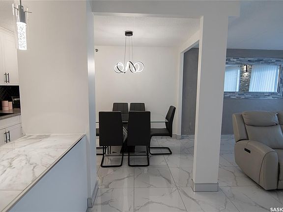 5th image of UNIT 221-4045 Rae STREET