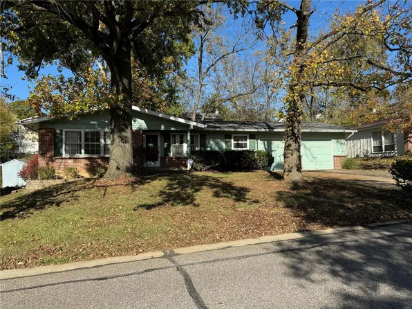 12313 Tempo Dr, Saint Louis, MO 63146