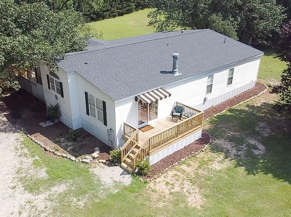 45 Country Living Dr