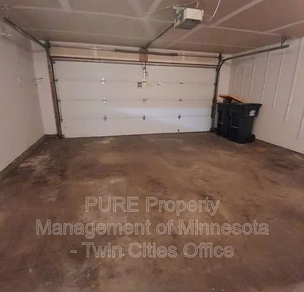 1860 Cliff Lake Ct — Photo 9