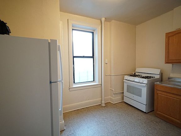 5th image of 9330 Fort Hamilton Pkwy APT 4B