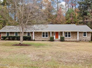 103 Strathmore St, Southern Pines, NC 28387