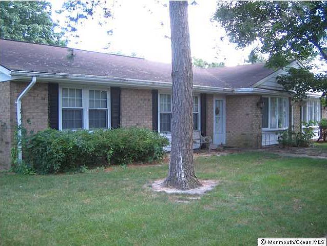2nd image of 110 Buckingham Drive #A
