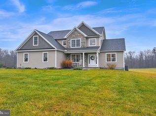 1751 Hunterstown Hampton Rd, New Oxford, PA 17350