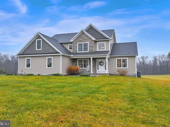 1751 Hunterstown Hampton Rd, New Oxford, PA 17350