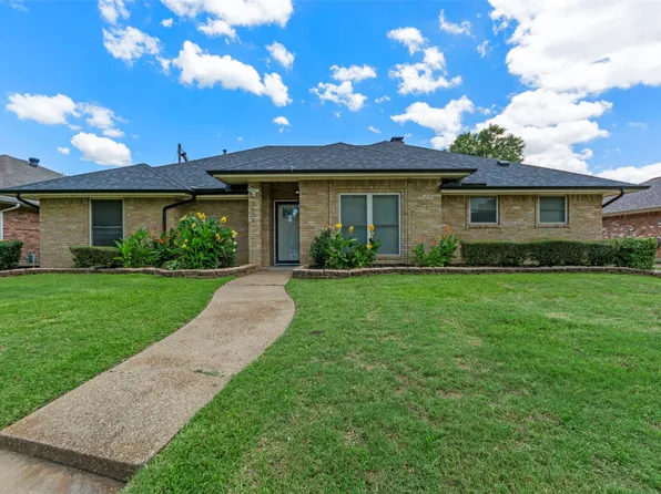 3908 Country Club Dr W, Irving, TX 75038