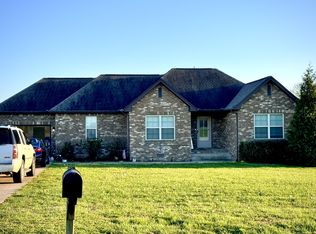 6445 S Lamont Rd, Orlinda, TN 37141
