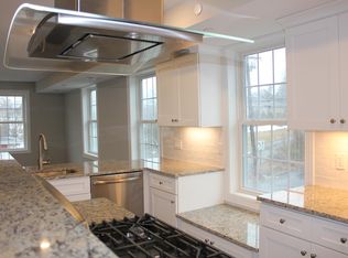 29 State St #3, North Haven, CT 06473