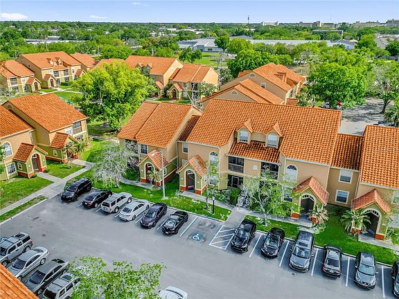 2nd image of 405 Fountainhead Cir Unit 247