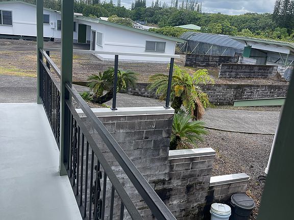 4th image of 272 Lama St