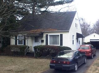 331 Foster Dr NE, Warren, OH