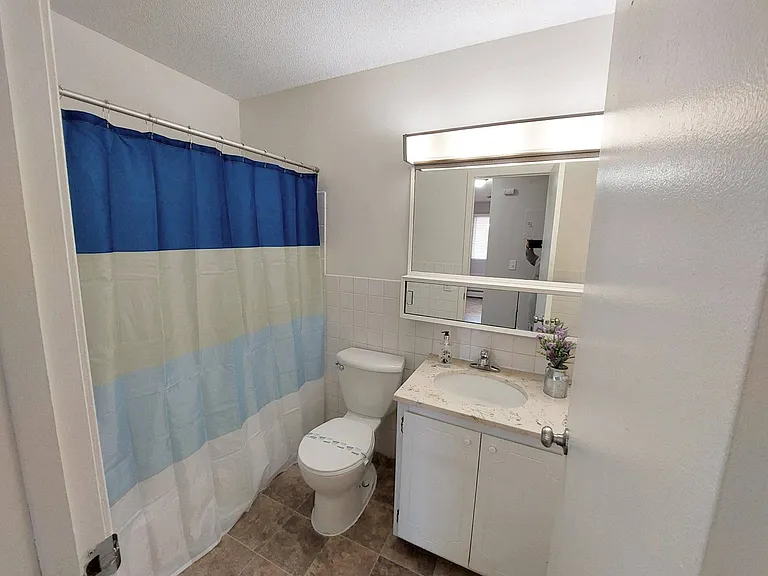 Charlton Place — Photo 44